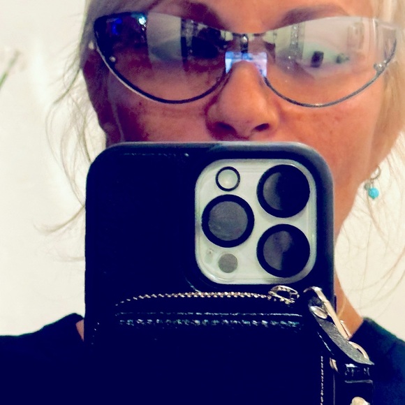 💯AUTH GUCCI CAT EYE  SUN GLASSES LIMITED AUDITION NWOT 😎 - Picture 10 of 10